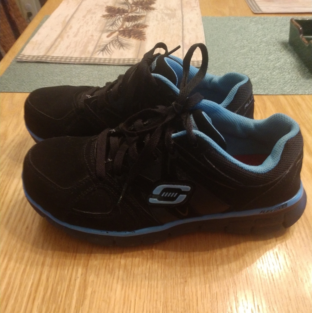 Skechers work alloy toe sneakers